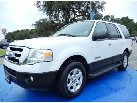 Oxford White Ford Expedition XLT.  Click to enlarge.