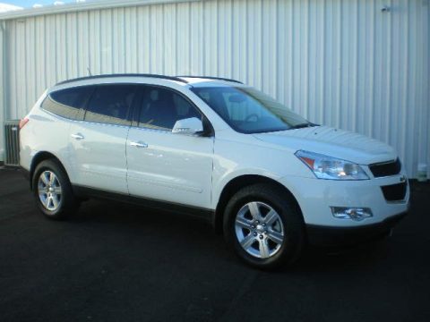 White Chevrolet Traverse LT.  Click to enlarge.