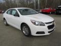 Front 3/4 View of 2014 Chevrolet Malibu LS #7