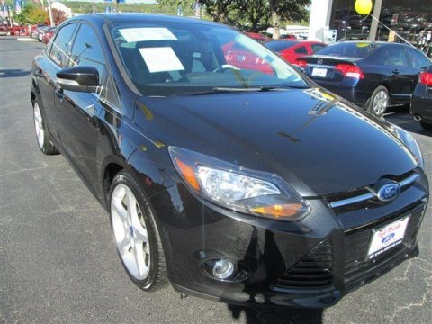 Tuxedo Black Metallic Ford Focus Titanium Sedan. Click to enlarge. Tuxedo Black Metallic Ford Focus Titanium Sedan. Click to enlarge.