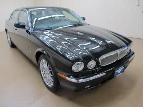 Ebony Black Jaguar XJ XJ8 L.  Click to enlarge.