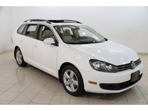 Candy White Volkswagen Jetta SE SportWagen.  Click to enlarge.