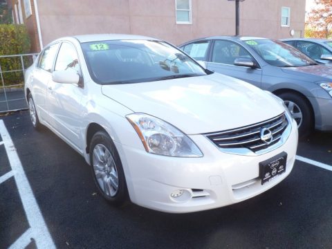 Winter Frost White Nissan Altima 2.5 S. Click to enlarge. Winter Frost White Nissan Altima 2.5 S. Click to enlarge.