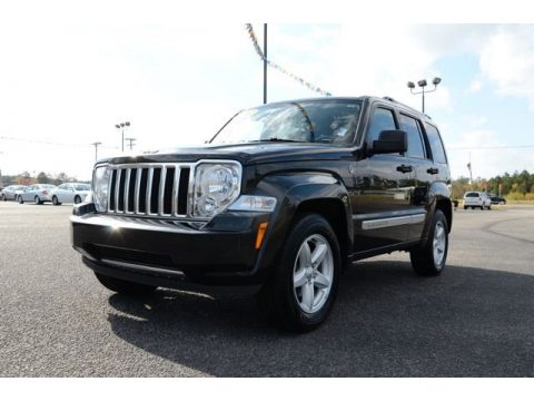 Brilliant Black Crystal Pearl Jeep Liberty Limited 4x4.  Click to enlarge.