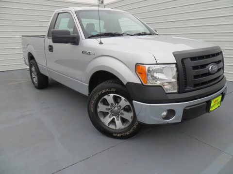 Ingot Silver Metallic Ford F150 XL Regular Cab.  Click to enlarge.