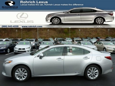 Silver Lining Metallic Lexus ES 300h Hybrid.  Click to enlarge.
