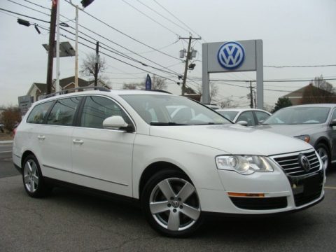 Candy White Volkswagen Passat Komfort Wagon.  Click to enlarge.