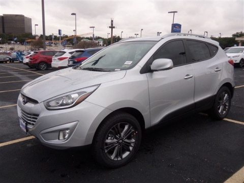 Diamond Silver Hyundai Tucson SE.  Click to enlarge.