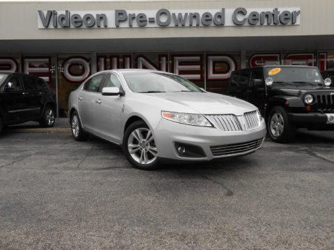 Brilliant Silver Metallic Lincoln MKS AWD Sedan.  Click to enlarge.