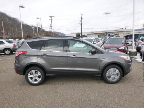 Sterling Gray Ford Escape SE 1.6L EcoBoost 4WD.  Click to enlarge.