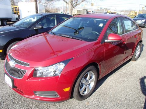 Crystal Red Tintcoat Chevrolet Cruze LT.  Click to enlarge.