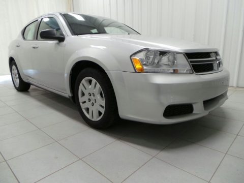 Bright Silver Metallic Dodge Avenger SE.  Click to enlarge.