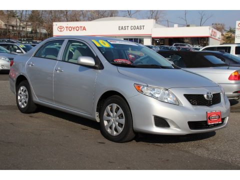 Classic Silver Metallic Toyota Corolla LE.  Click to enlarge.