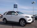Front 3/4 View of 2014 Mercedes-Benz ML 350 4Matic #3