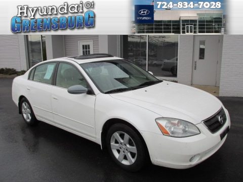 Satin White Pearl Nissan Altima 2.5 SL.  Click to enlarge.