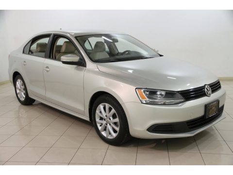 White Gold Metallic Volkswagen Jetta SE Sedan. Click to enlarge. White Gold Metallic Volkswagen Jetta SE Sedan. Click to enlarge.