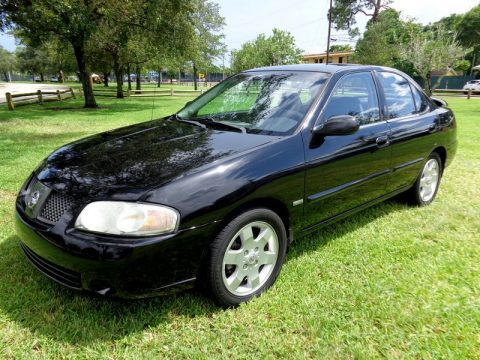 Blackout Nissan Sentra 1.8 S Special Edition.  Click to enlarge.