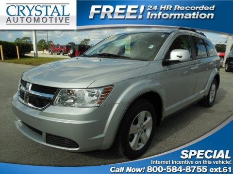 Bright Silver Metallic Dodge Journey SXT.  Click to enlarge.