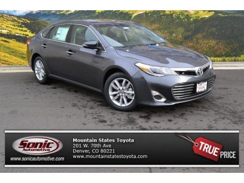 Magnetic Gray Metallic Toyota Avalon XLE.  Click to enlarge.