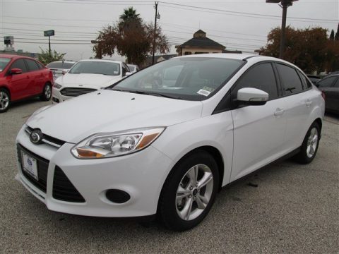 Oxford White Ford Focus SE Sedan.  Click to enlarge.