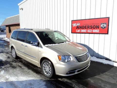 Cashmere Pearl Chrysler Town & Country Touring-L.  Click to enlarge.