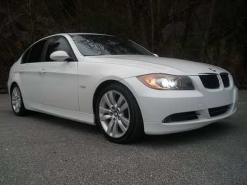 Alpine White BMW 3 Series 328i Sedan.  Click to enlarge.