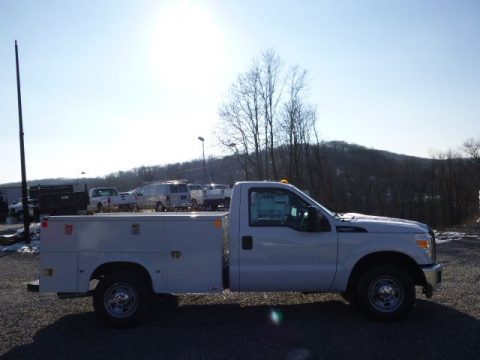 Oxford White Ford F250 Super Duty XL Regular Cab Utility Truck.  Click to enlarge.