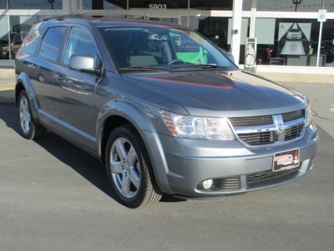 Silver Steel Metallic Dodge Journey SXT.  Click to enlarge.