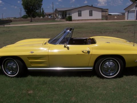 Yellow Chevrolet Corvette Sting Ray Convertible.  Click to enlarge.
