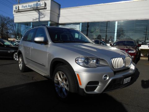 Titanium Silver Metallic BMW X5 xDrive 35i Premium.  Click to enlarge.
