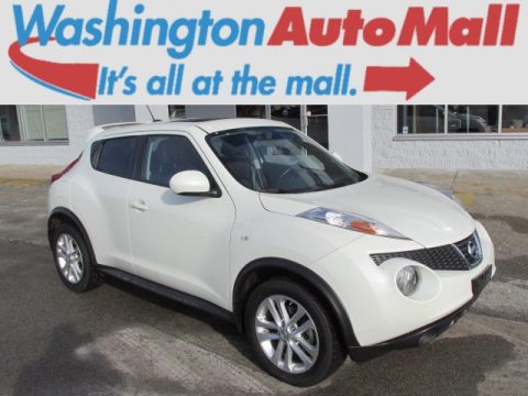 White Pearl Nissan Juke SL AWD.  Click to enlarge.