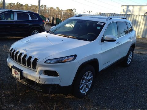 Bright White Jeep Cherokee Latitude 4x4. Click to enlarge. Bright White Jeep Cherokee Latitude 4x4. Click to enlarge.