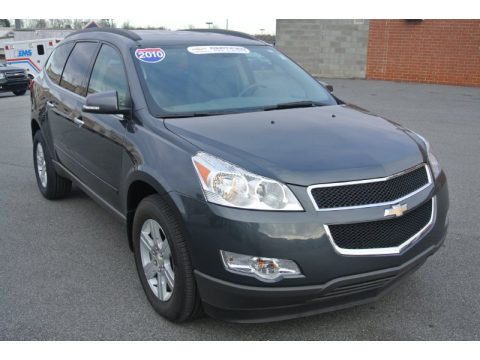 Cyber Gray Metallic Chevrolet Traverse LT.  Click to enlarge.