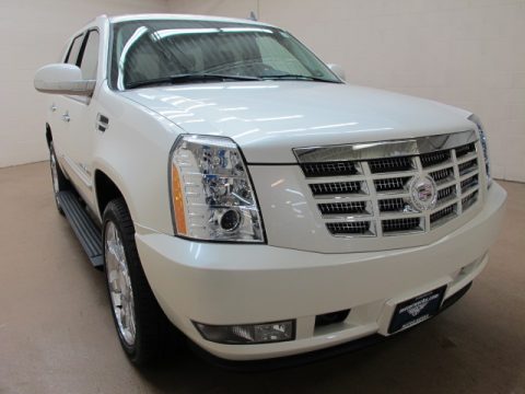 White Diamond Cadillac Escalade AWD. Click to enlarge. White Diamond Cadillac Escalade AWD. Click to enlarge.