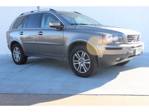 Oyster Gray Metallic Volvo XC90 3.2.  Click to enlarge.