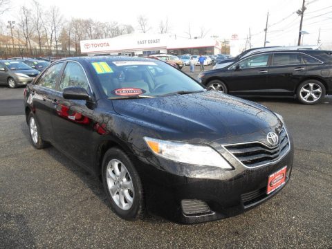 Black Toyota Camry LE.  Click to enlarge.