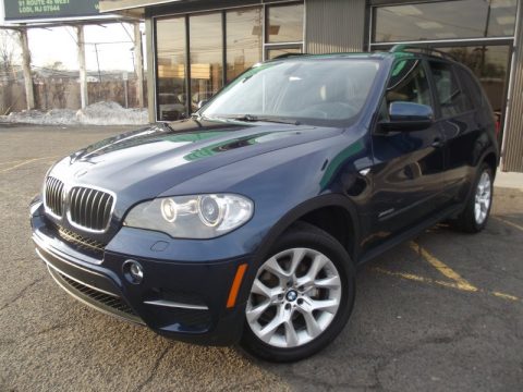 Deep Sea Blue Metallic BMW X5 xDrive 35i.  Click to enlarge.