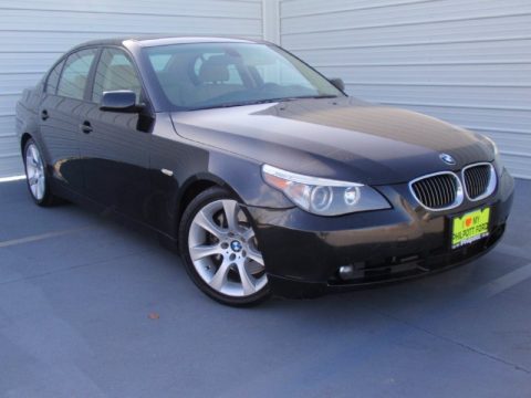 Jet Black BMW 5 Series 545i Sedan.  Click to enlarge.