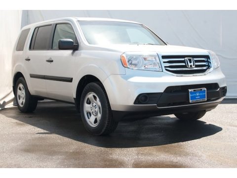 Alabaster Silver Metallic Honda Pilot LX.  Click to enlarge.