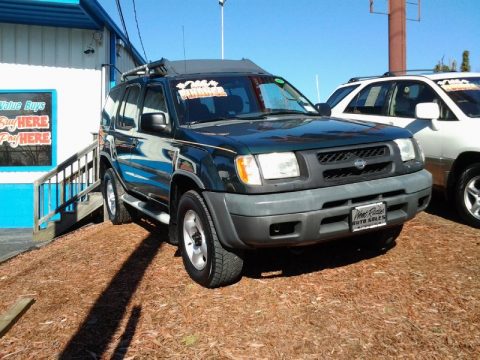 Alpine Green Metallic Nissan Xterra XE V6 4x4.  Click to enlarge.