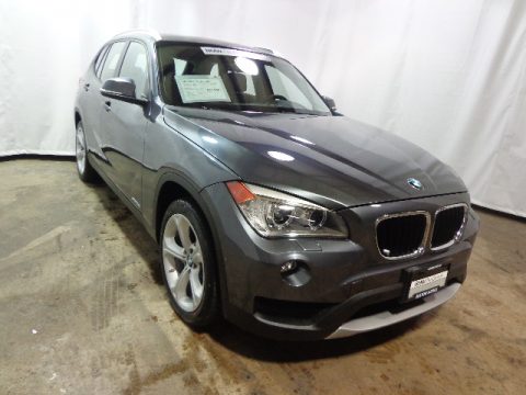 Mineral Grey Metallic BMW X1 xDrive 35i.  Click to enlarge.