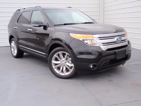 Tuxedo Black Ford Explorer XLT.  Click to enlarge.