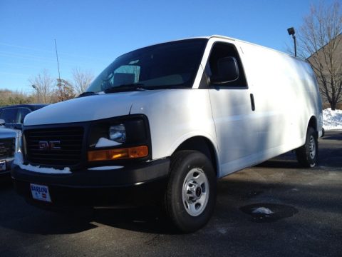 Summit White GMC Savana Van 2500 Cargo.  Click to enlarge.