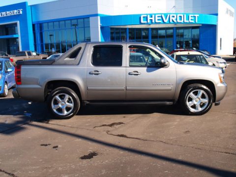 Graystone Metallic Chevrolet Avalanche LT 4x4.  Click to enlarge.