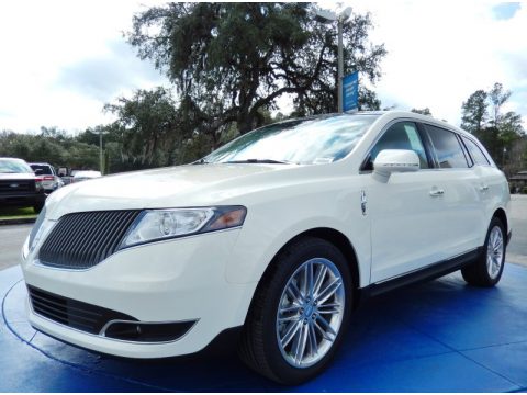 Crystal Champagne Lincoln MKT EcoBoost AWD.  Click to enlarge.