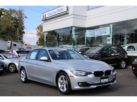 Glacier Silver Metallic BMW 3 Series 328i xDrive Sedan.  Click to enlarge.