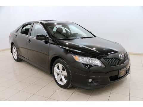 Black Toyota Camry SE. Click to enlarge. Black Toyota Camry SE. Click to enlarge.