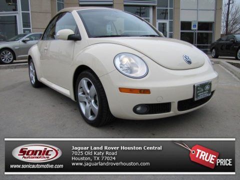 Harvest Moon Beige Volkswagen New Beetle 2.5 Convertible.  Click to enlarge.