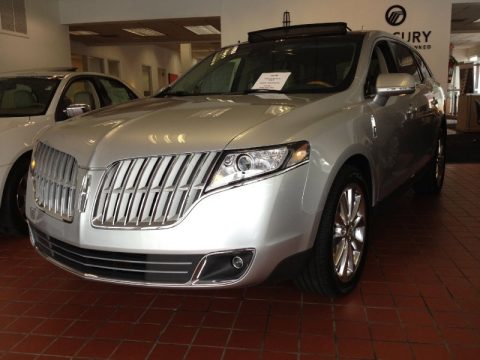 Ingot Silver Metallic Lincoln MKT AWD EcoBoost.  Click to enlarge.