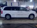 2014 Town & Country Limited #4